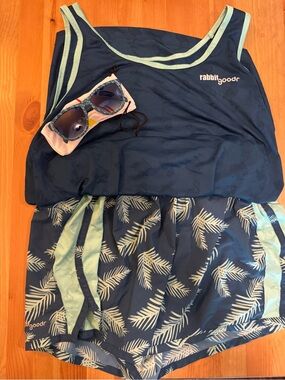 rabbit x goodr Limited Edition Run Kit Singlet Shorts Sunglasses 3-Piece Bundle